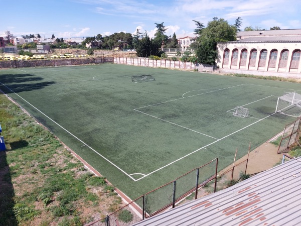 Stadioni Poladi veli 2 - Rustavi