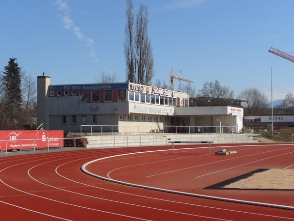 Beck & Fraundienst-Stadion - Rosenheim
