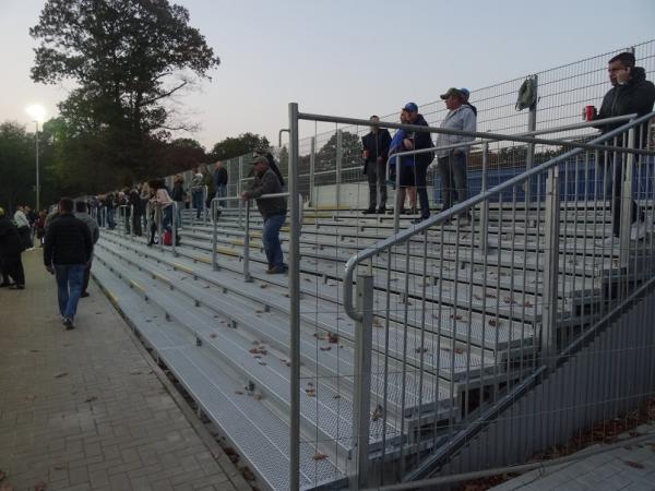 Arthur-Beier-Stadion im Wildparkareal - Karlsruhe-Innenstadt-Ost