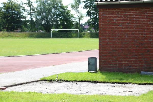 Schulsportplatz - Großheide