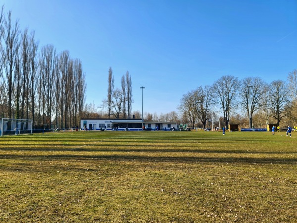 Sportplatz am Anger - Osternienburger Land-Großpaschleben