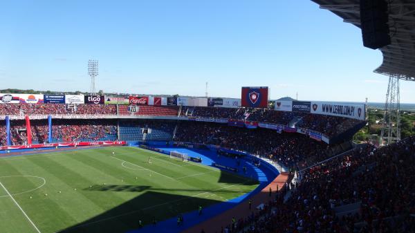 Estadio General Pablo Rojas - Asunción