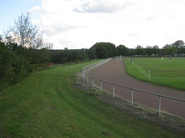 Sportanlage Raiffeisenstraße - Lehre-Flechtorf