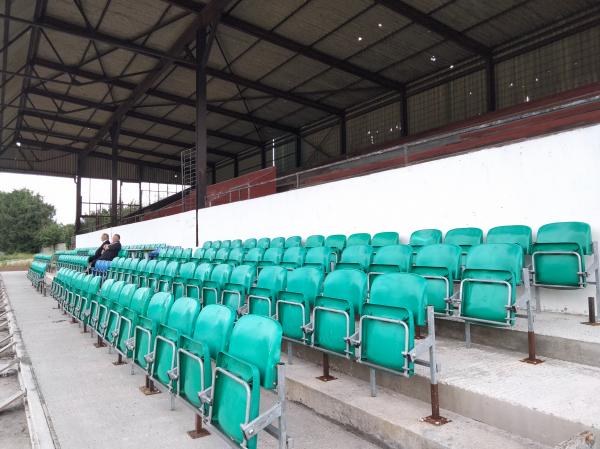 Pen-y-Pound Stadium - Y Fenni (Abergavenny), MON