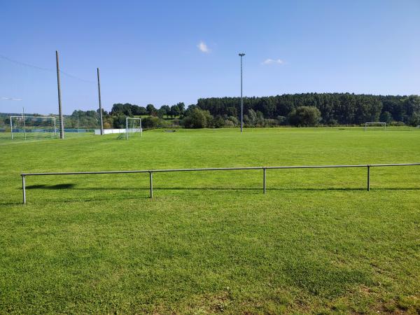 Sportanlage am Denkmal Platz 2 - Abenberg-Wassermungenau