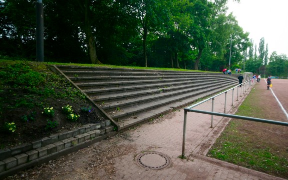 Sportanlage Iltisstraße Nordplatz - Duisburg-Neumühl