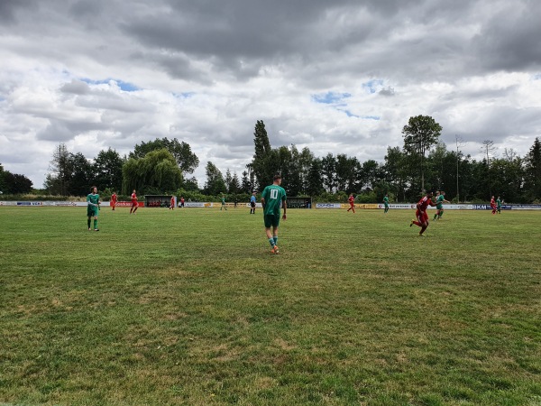 Stadion Am Kampe - Edemissen-Blumenhagen