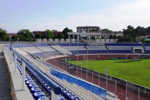 Dinamo stadioni - Samarkand