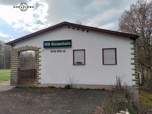 Sportplatz am Schwimmbad - Hirzenhain