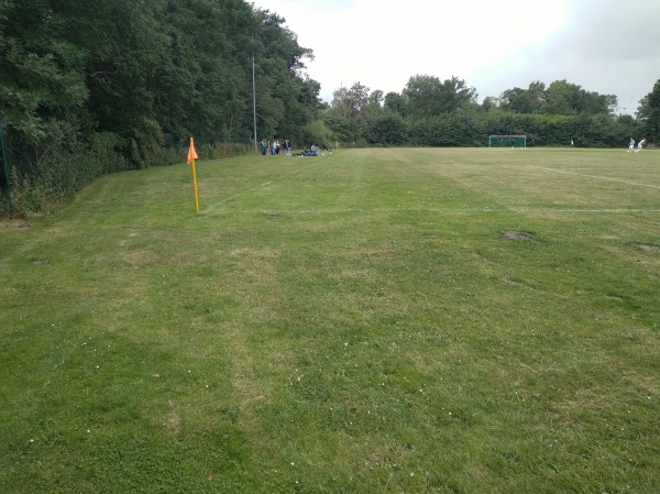 Sportplatz hinterm Kanal - Hille/Westfalen-Hartum