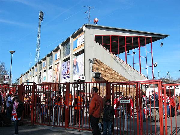 Stadion am Bieberer Berg (1921) - Offenbach