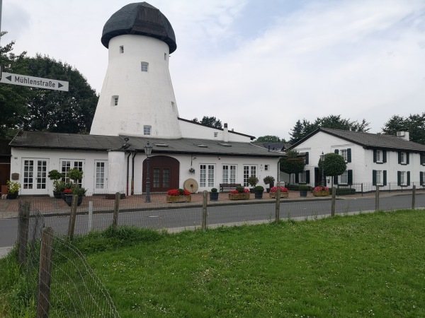 Sportplatz Mühlenstraße - Jüchen-Hochneukirch