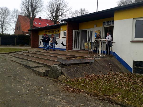 Sportanlage Mielsdorfer Straße (alt) - Weede