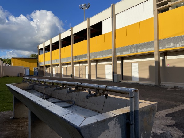 Stade Roger Zami - Le-Gosier