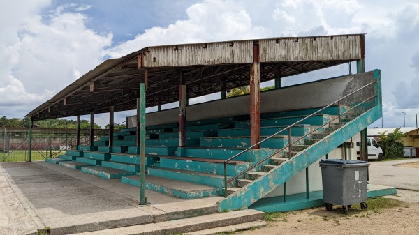 Stade Municipal René Long - Saint-Laurent-du-Maroni 