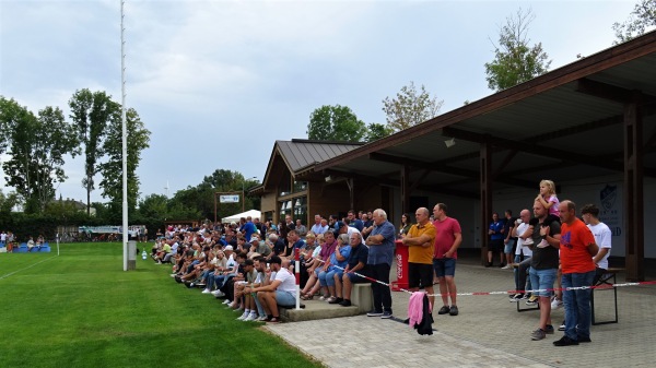 Sportplatz Höflein - Höflein