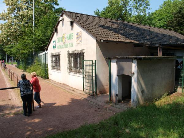 Sportplatz Duisburger Straße - Oberhausen/Rheinland-Alt-Oberhausen