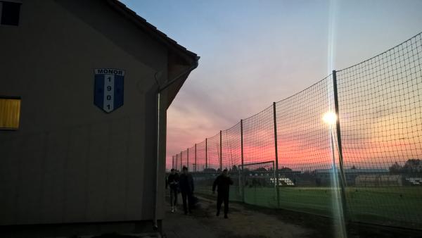 Balassi Bálint utcai stadion - Monor