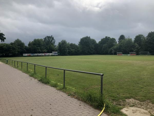 Sportanlage Am Bahnhof - Hüllhorst-Schnathorst