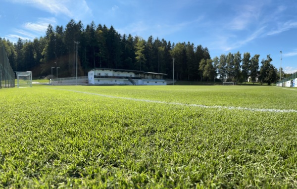 Waldparkstadion - Nebelberg