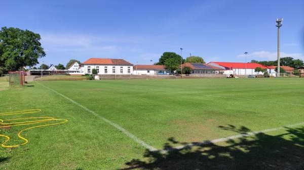 Wilhelm-Langrehr-Stadion B-Platz - Garbsen-Havelse