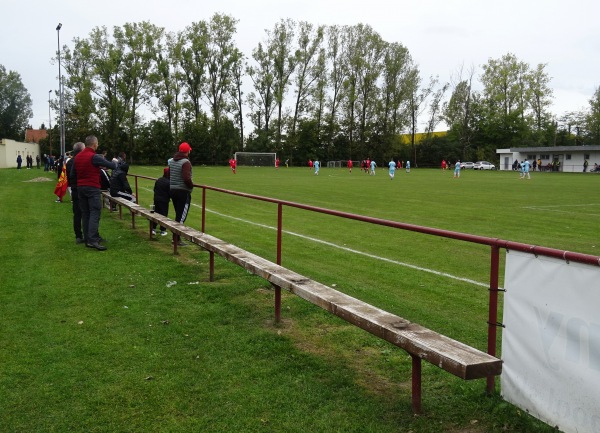 Futbalové ihrisko Mliečno - Samorin-Mliečno