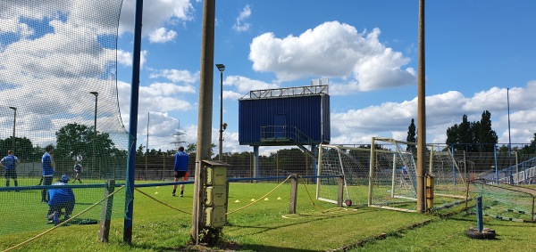 Stadion am Quenz Nebenplatz 2 - Brandenburg/Havel