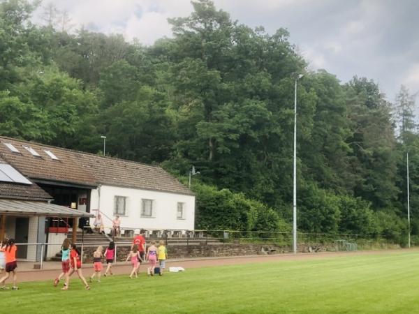 Solling-Stadion - Höxter-Lüchtringen