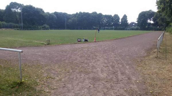 Sportplatz am Querweg - Reinbek-Neuschönningstedt