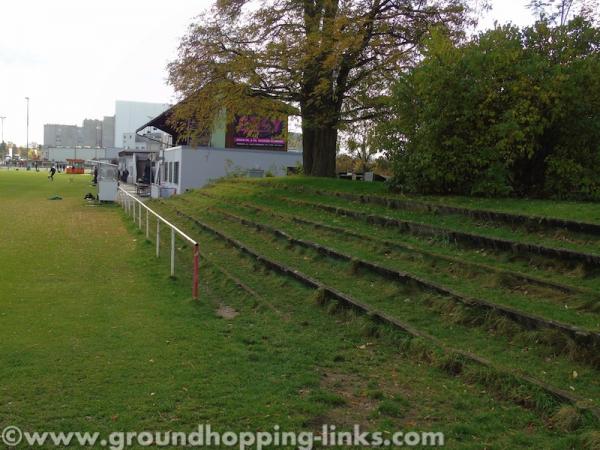 ASV-Stadion an der Magazinstraße - Fürth/Mittelfranken-Südstadt