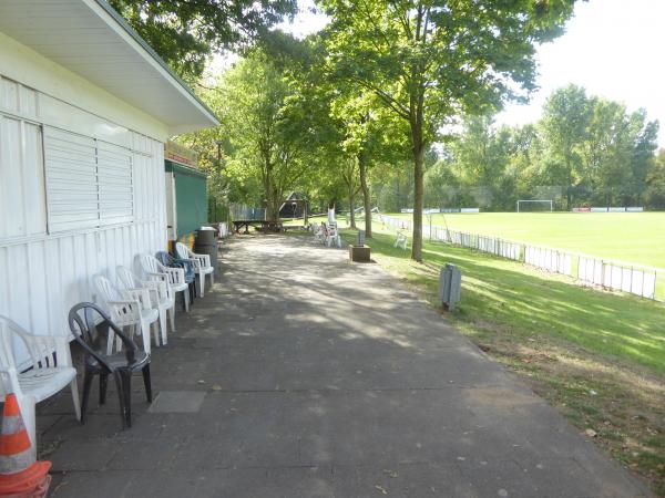 Sportanlage Raiffeisenstraße - Rheinberg-Budberg