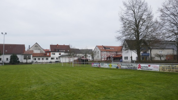 Sportplatz An der Erl - Willingshausen-Merzhausen