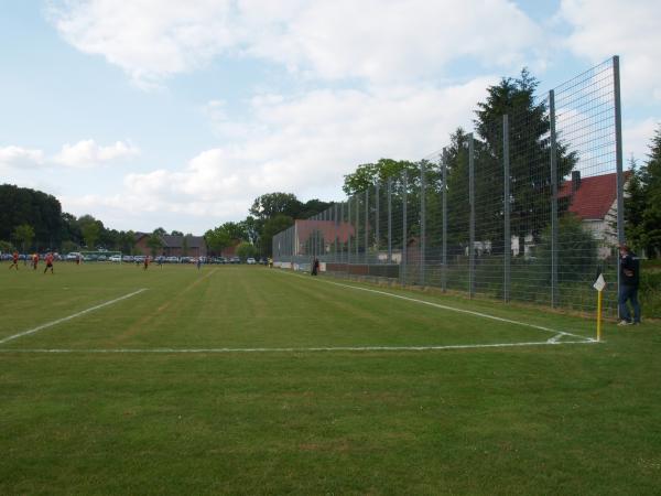 Fritz-Schumacher-Sportpark - Bad Sassendorf-Ostinghausen