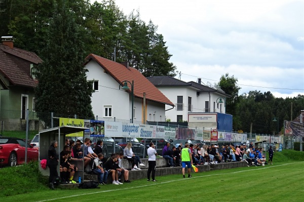 Autobahnstadion - Eberstalzell