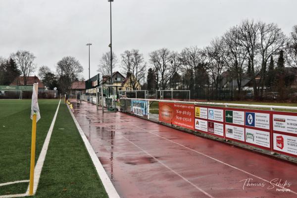 Sportplatz Stubenrauchstraße - Berlin-Rudow