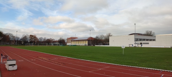 Bezirkssportanlage Planetenring - Garbsen