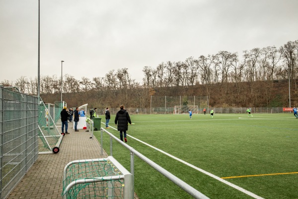 Sportfeld Pfingstweide 2 - Gießen-Klein-Linden