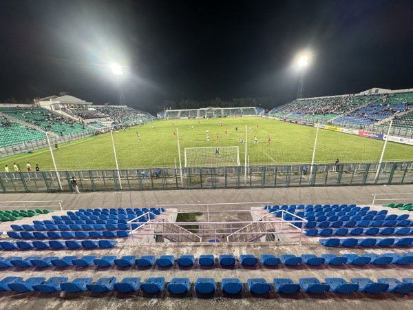 Metallurg Markaziy stadioni - Bekobod (Bekabad)