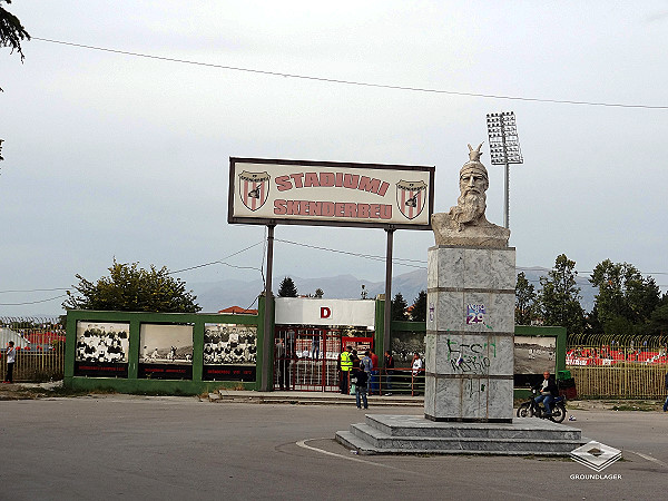 Stadiumi Skënderbeu - Korçë