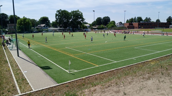 Erich-Ring-Stadion Nebenplatz - Erkner