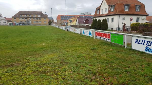 Sportplatz Wohlmirstedt - Kaiserpfalz-Wohlmirstedt