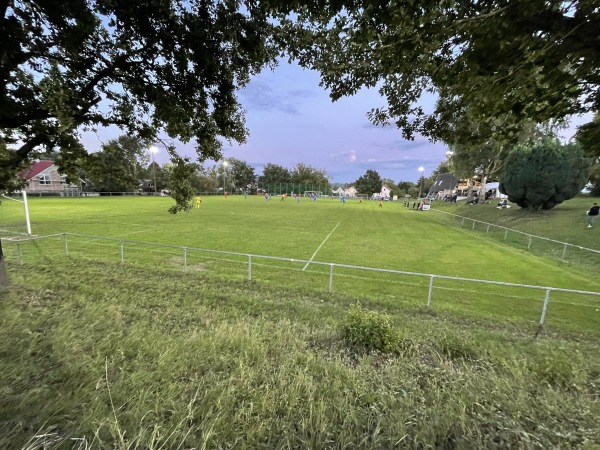 Sportplatz am Weiher - Büdingen-Rohrbach