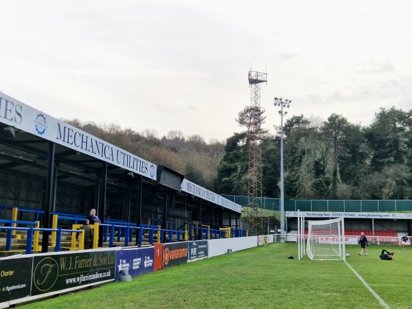 Crabble Athletic Ground - Dover-River, Kent