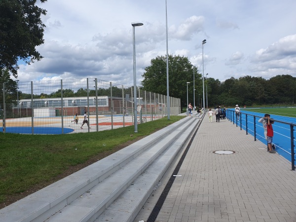 Sportanlage Schulzentrum Ostheim - Köln-Ostheim