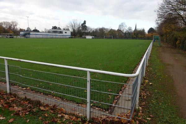 Hubert-Schäfer-Sportpark Platz 2 - Neuss-Weissenberg