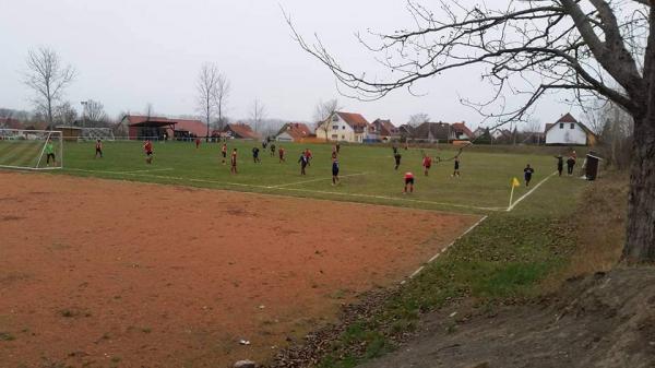 Sportplatz am Weinberg - Nöda