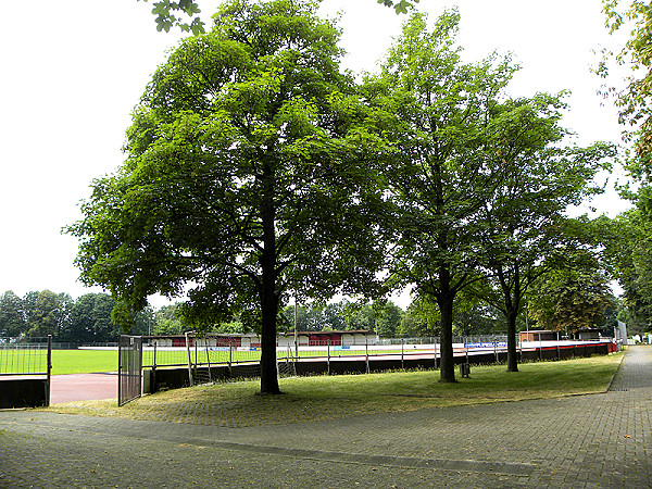 Jonny-Arfert-Sportplatz - Hamburg-Lurup