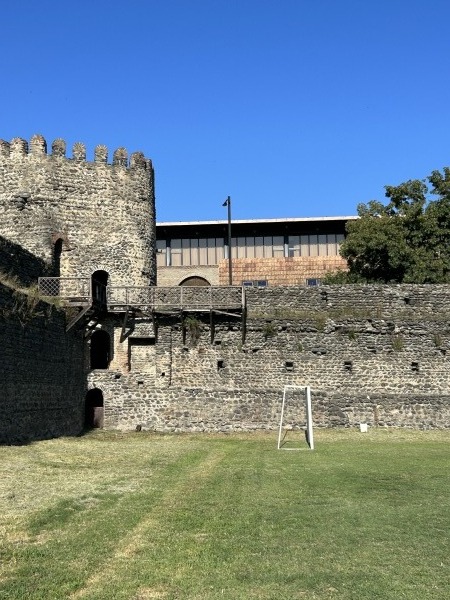 Kvarlis Tsentraluri Stadioni - Kvareli