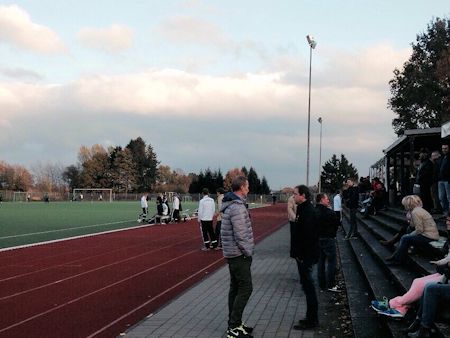 Sportplatz Braunsberg - Bergisch Gladbach-Herkenrath