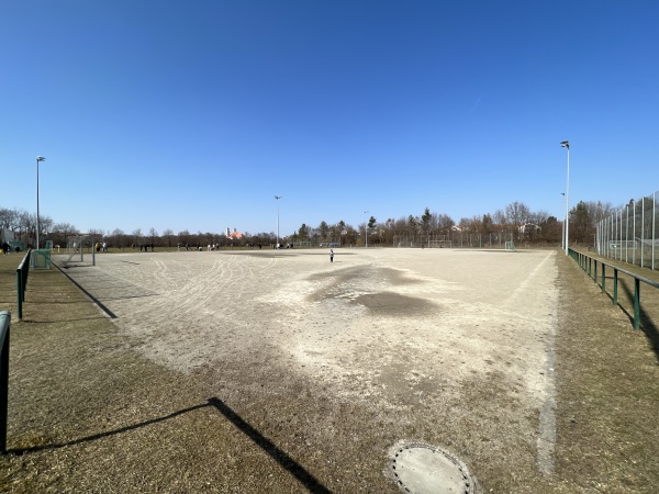 Sportanlage Langkofelstraße Platz 2 - München-Berg am Laim